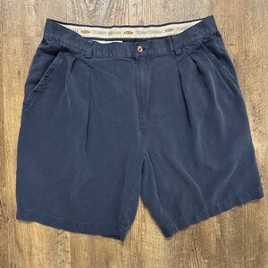 Tommy Bahama Relax Shorts 100% Silk Casual Pleated Men’s Size 32